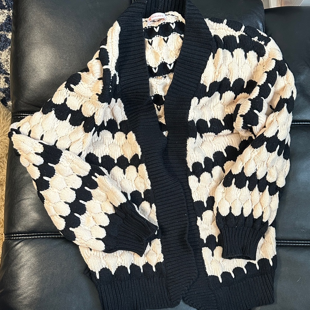 Black and Cream Women's Sweater